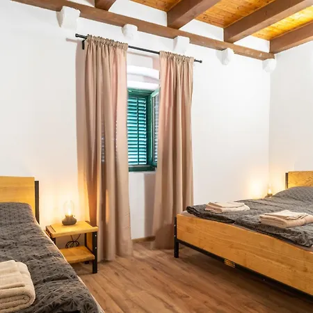 Aparthotel Old Stone House