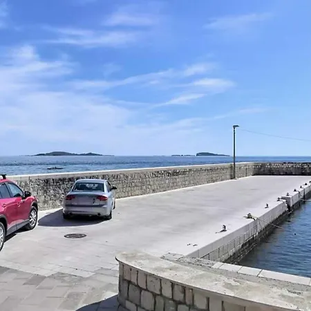 Aparthotel Old Stone House Mlini