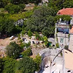 Old Stone House 3* Mlini