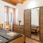 Old Stone House Mlini